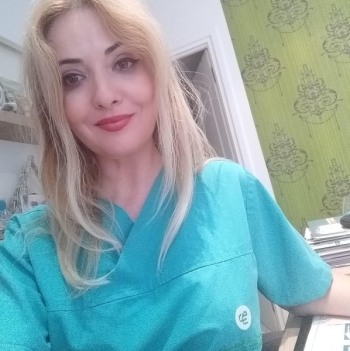 Docteur Nadia Boubaker 